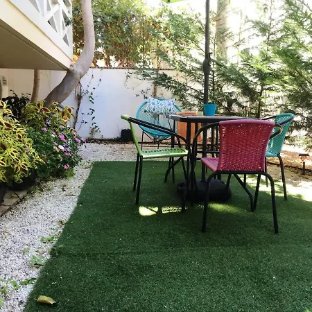 The Apartment, 1 Min Walk From Kalamaki